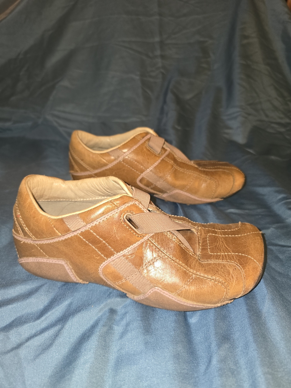 Diesel Vintage Tan Brown Leather Sneakers